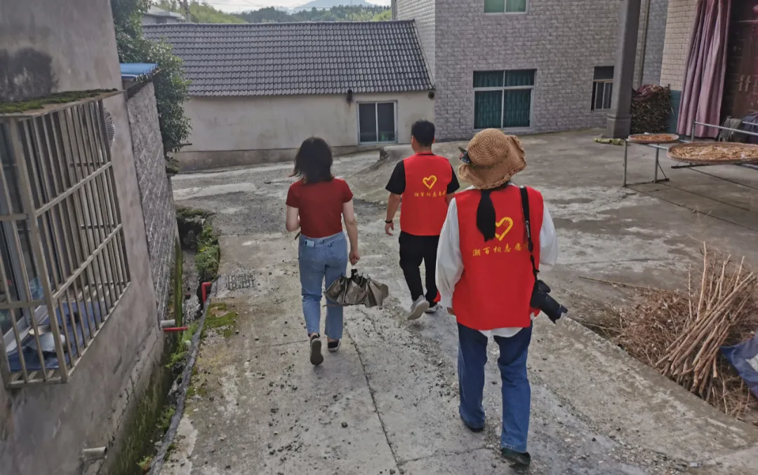 众生百相,益满潮城——海宁市潮百相公益发展协会 众生百相,益满潮城——海宁市潮百相公益发展协会