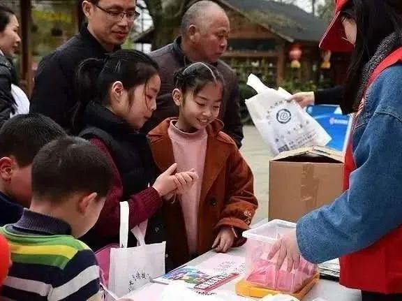 众生百相,益满潮城——海宁市潮百相公益发展协会 众生百相,益满潮城——海宁市潮百相公益发展协会