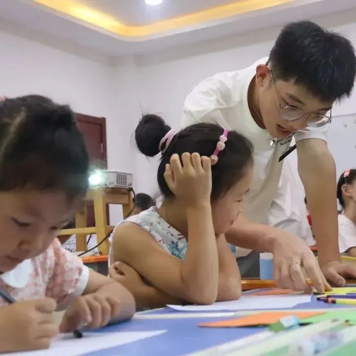助力双减 | 潮百相公益联合杭州青年网络开展“计划未来”青春健康同伴教育课堂